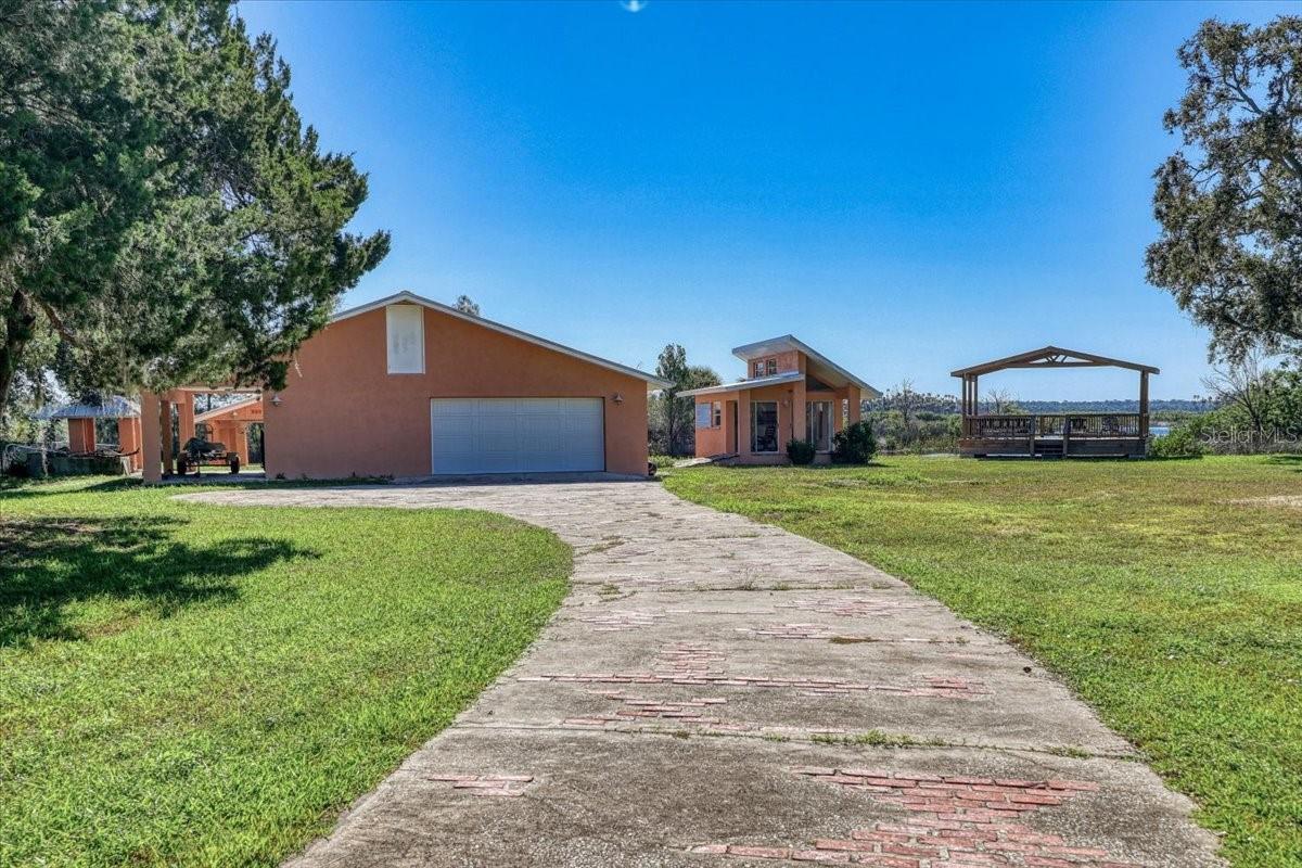4346 CORTEZ BLVD