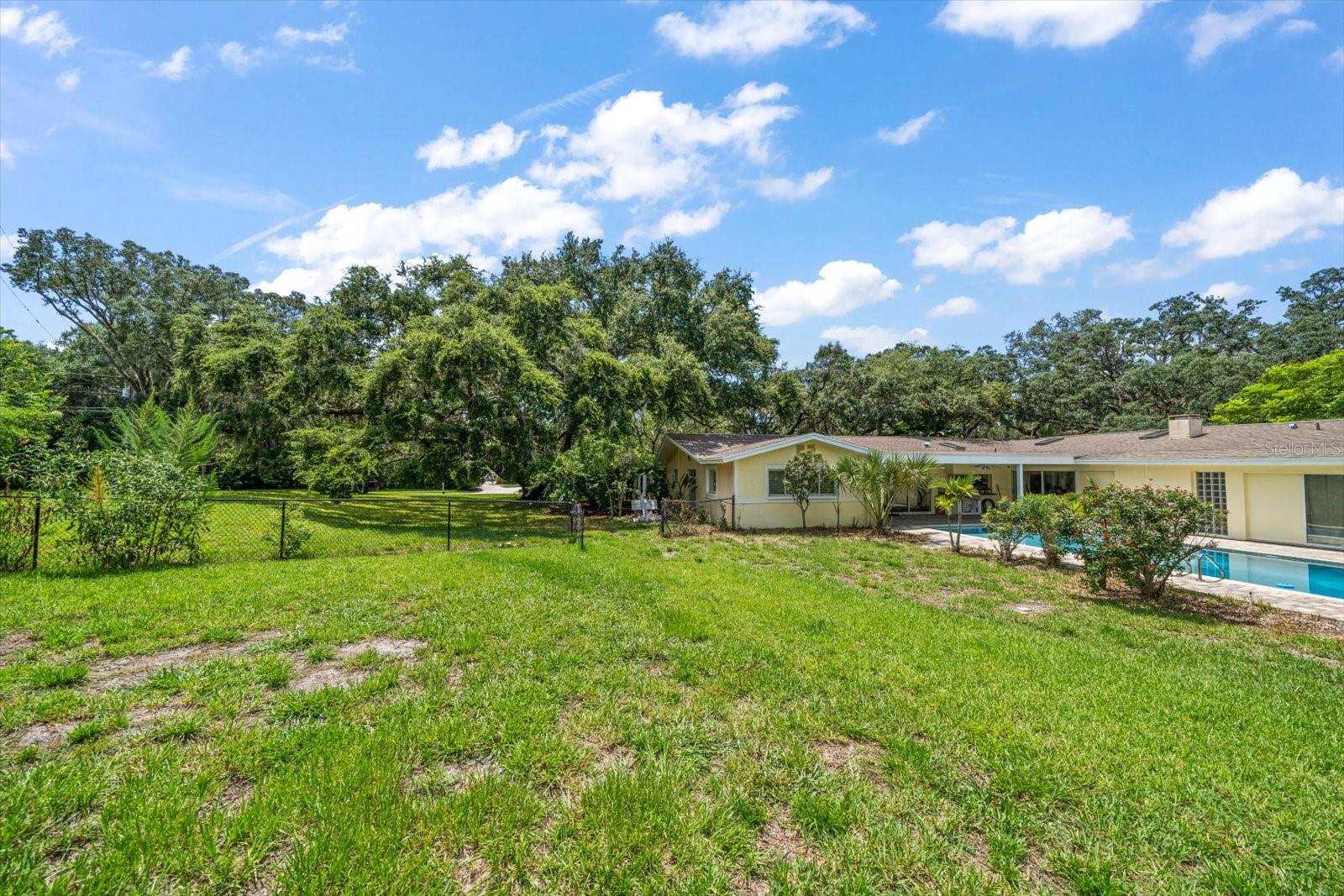 1861 SADDLE HILL RD S