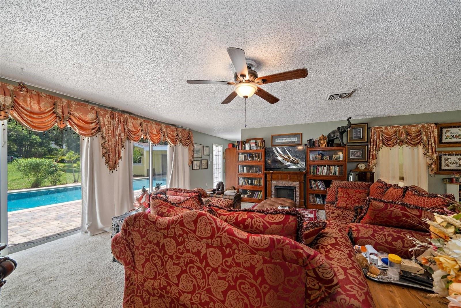 1861 SADDLE HILL RD S