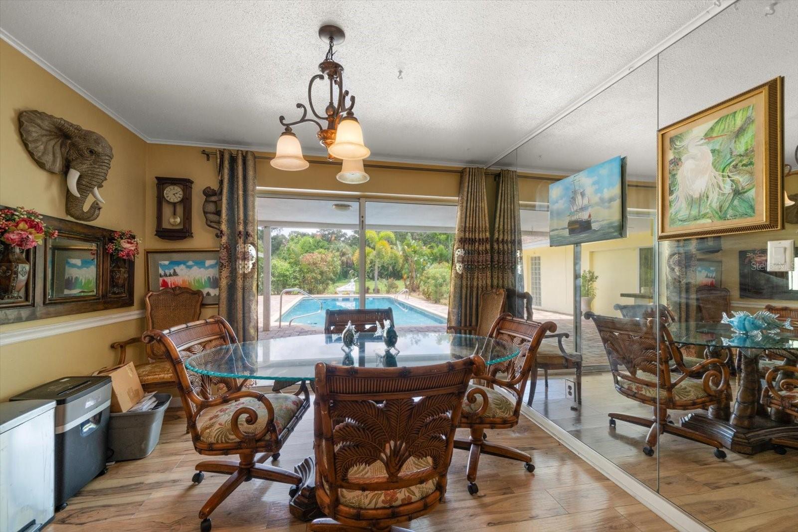 1861 SADDLE HILL RD S