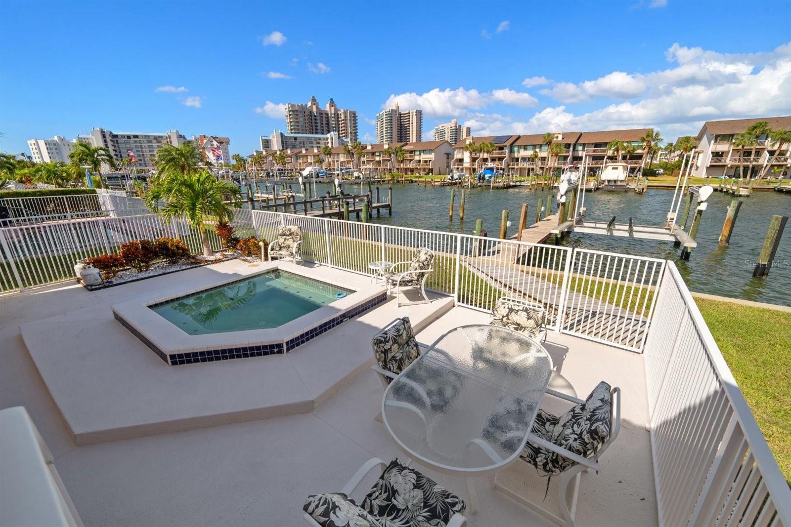 170 SAND KEY ESTATES DR