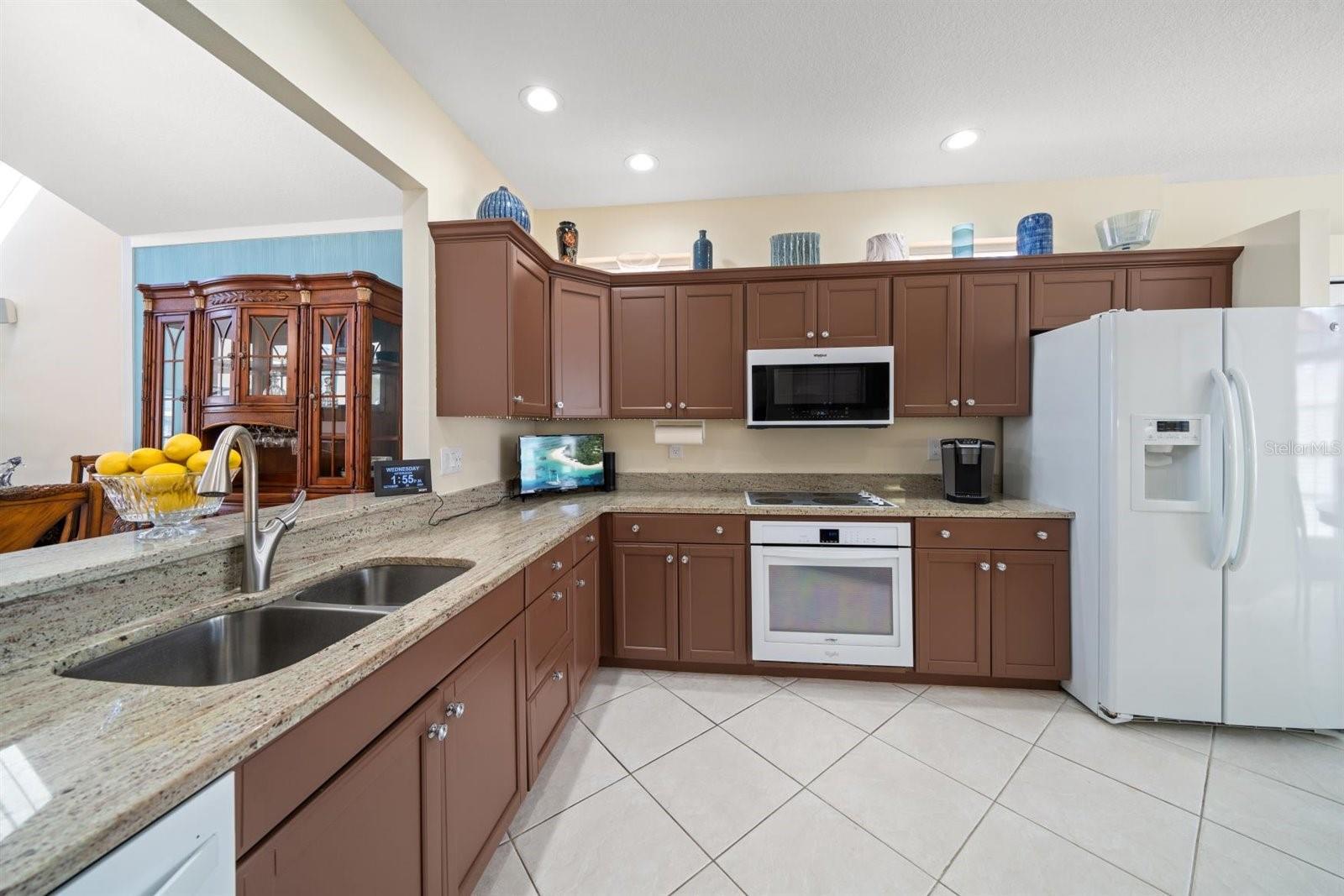 170 SAND KEY ESTATES DR