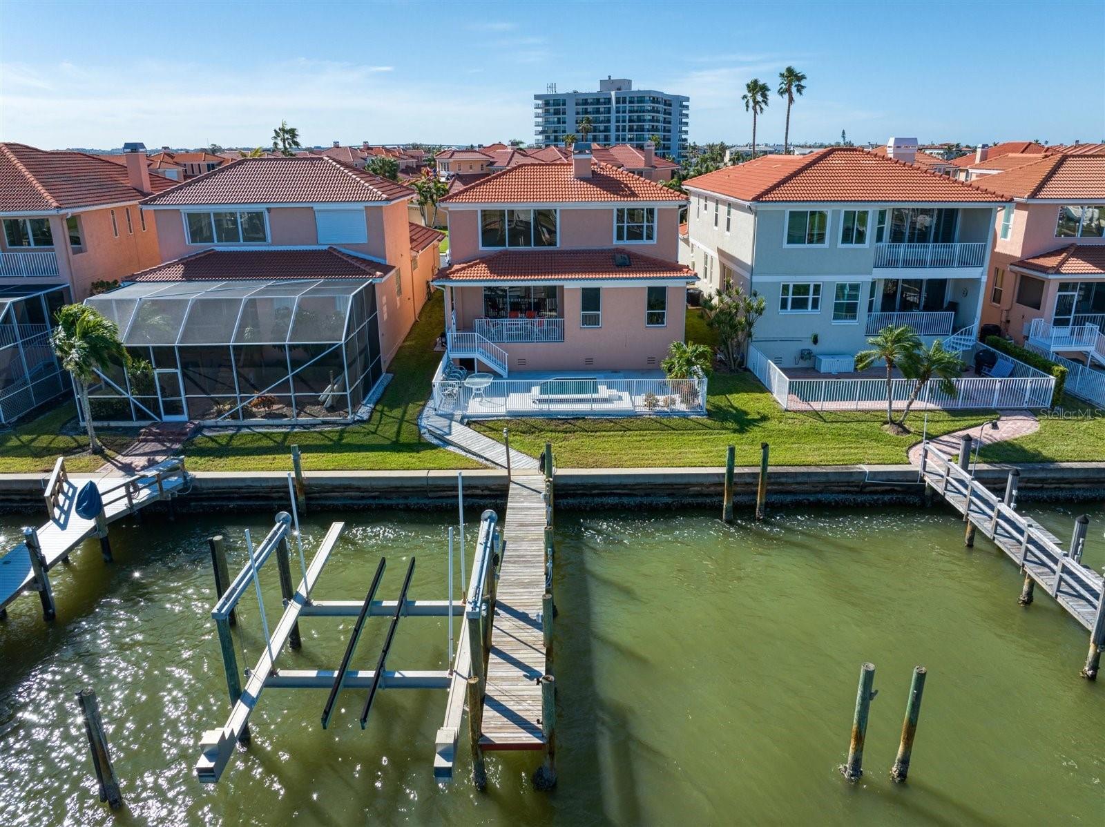 170 SAND KEY ESTATES DR