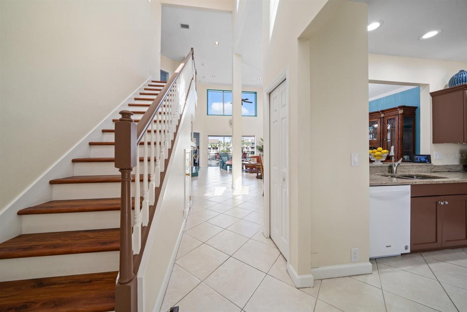 170 SAND KEY ESTATES DR