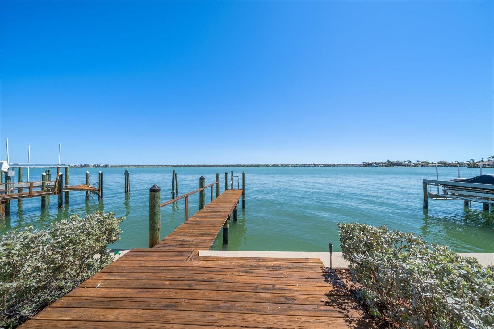 230 SAND KEY ESTATES DR