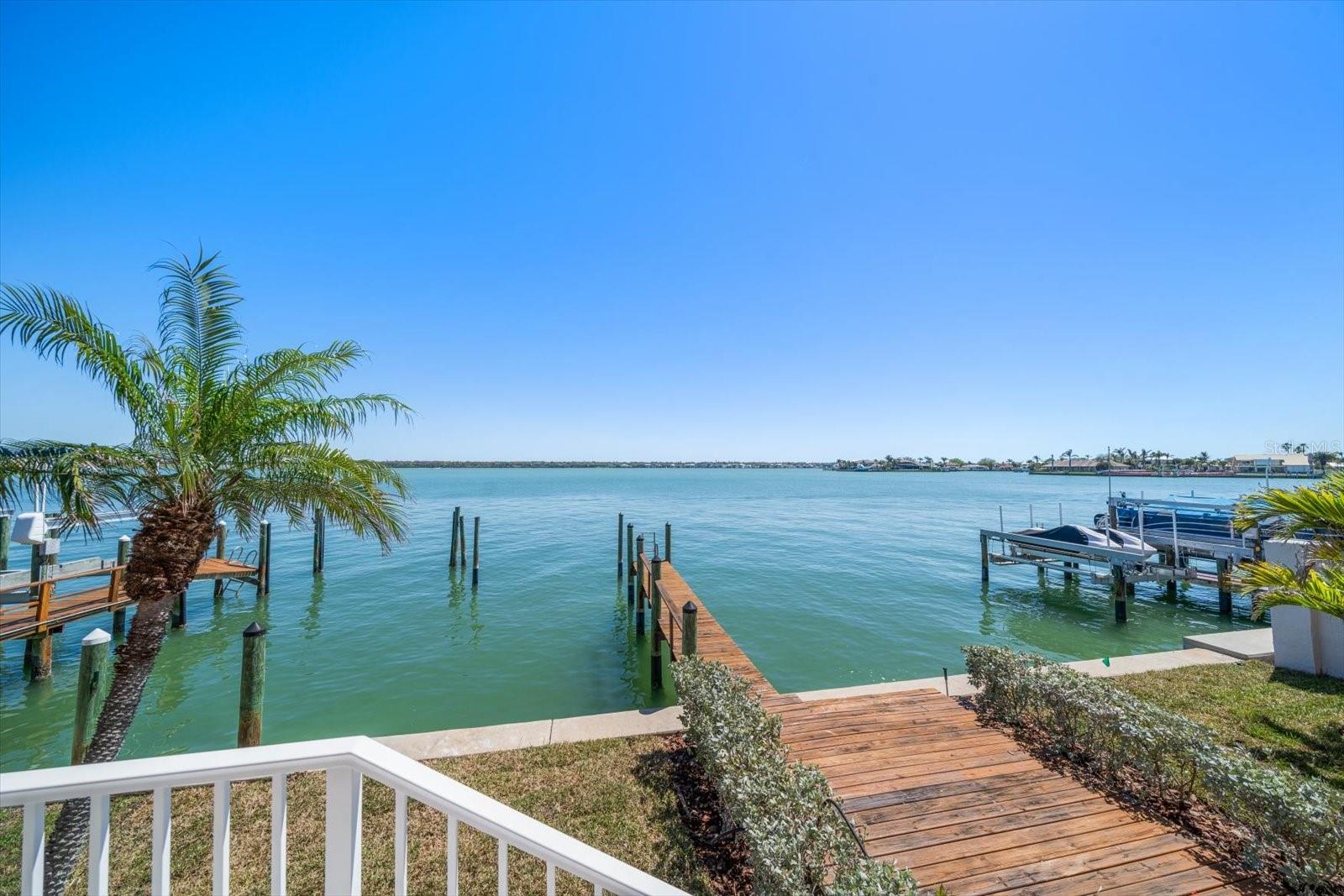 230 SAND KEY ESTATES DR