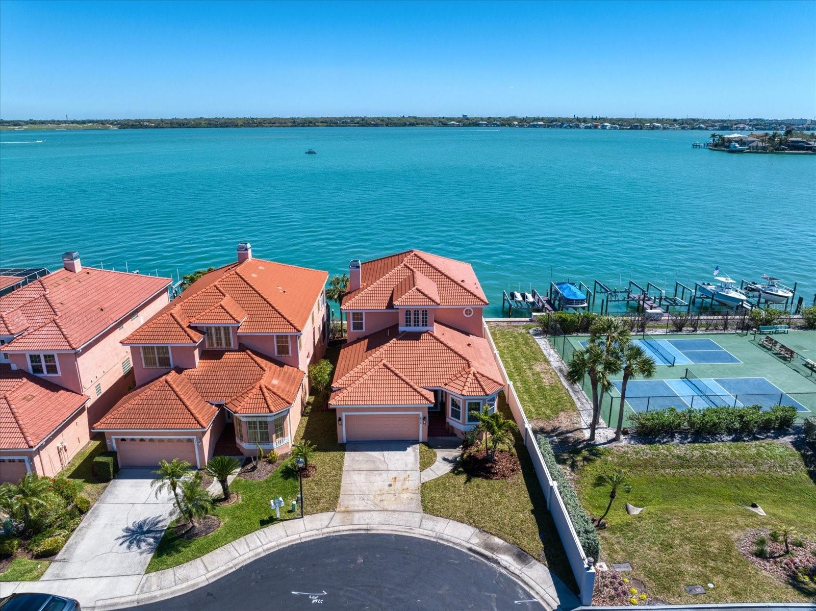 230 SAND KEY ESTATES DR
