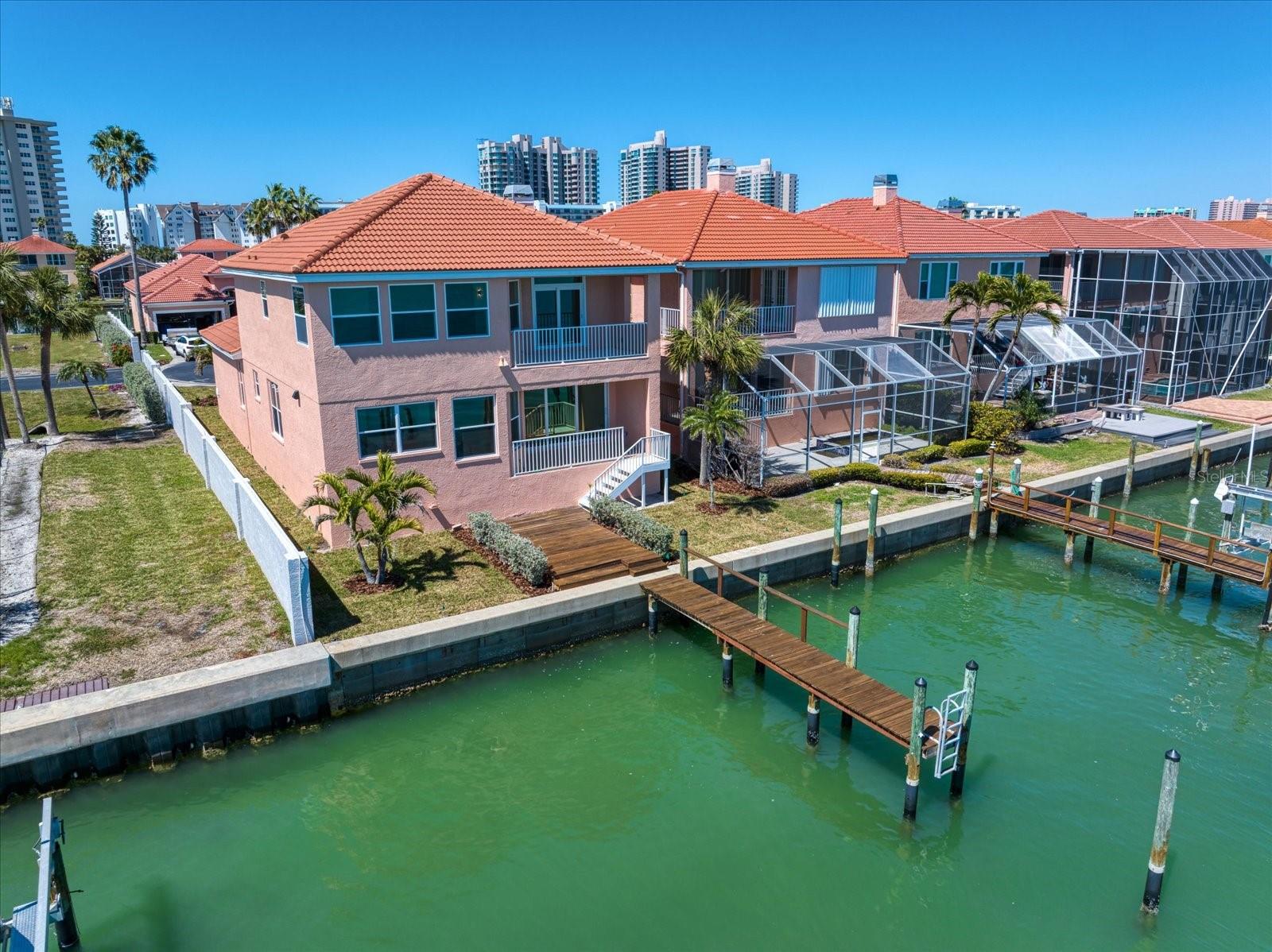 230 SAND KEY ESTATES DR