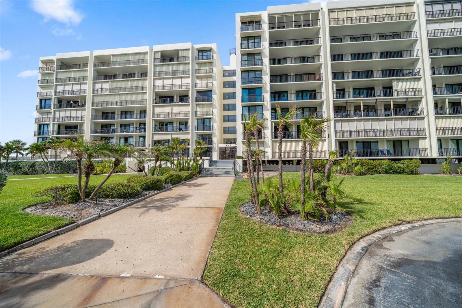 1400 GULF BLVD #804