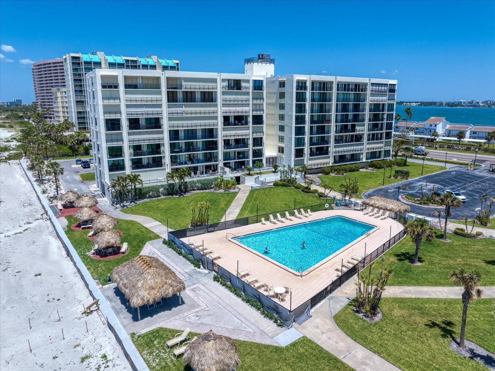1400 GULF BLVD #804