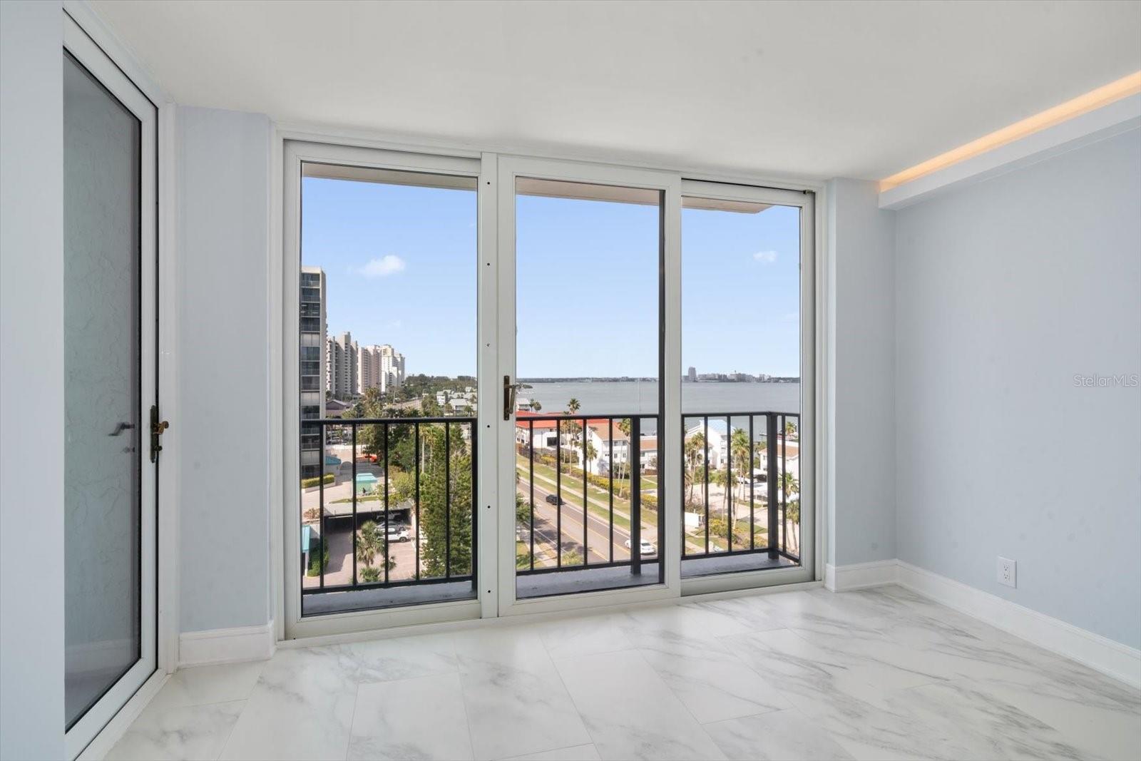 1400 GULF BLVD #804