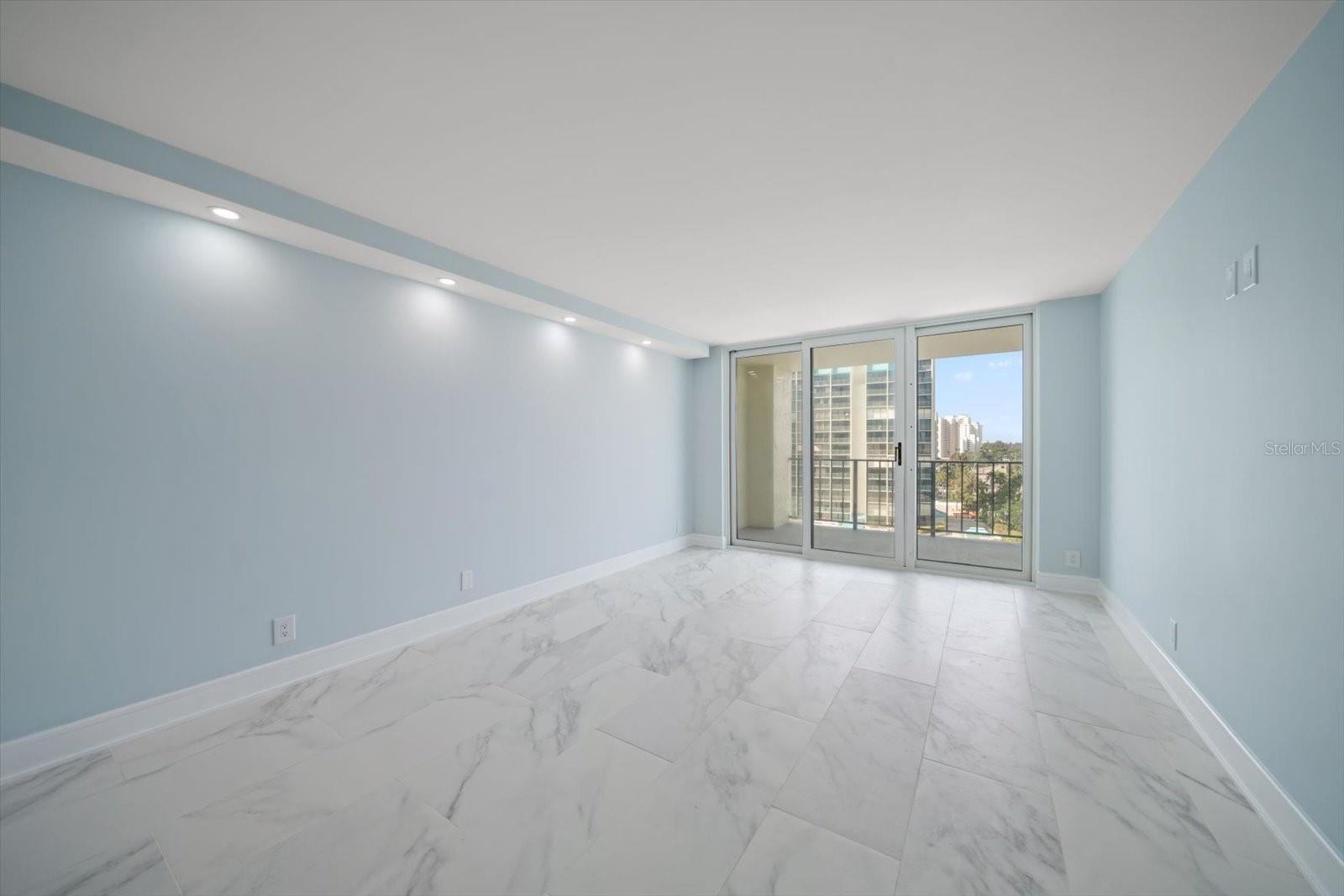 1400 GULF BLVD #804