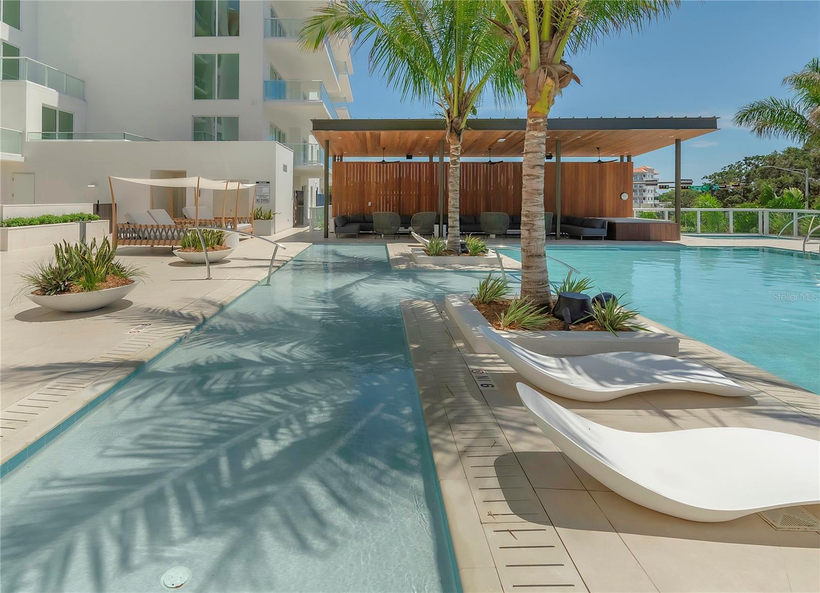 1020 SUNSET POINT RD #302