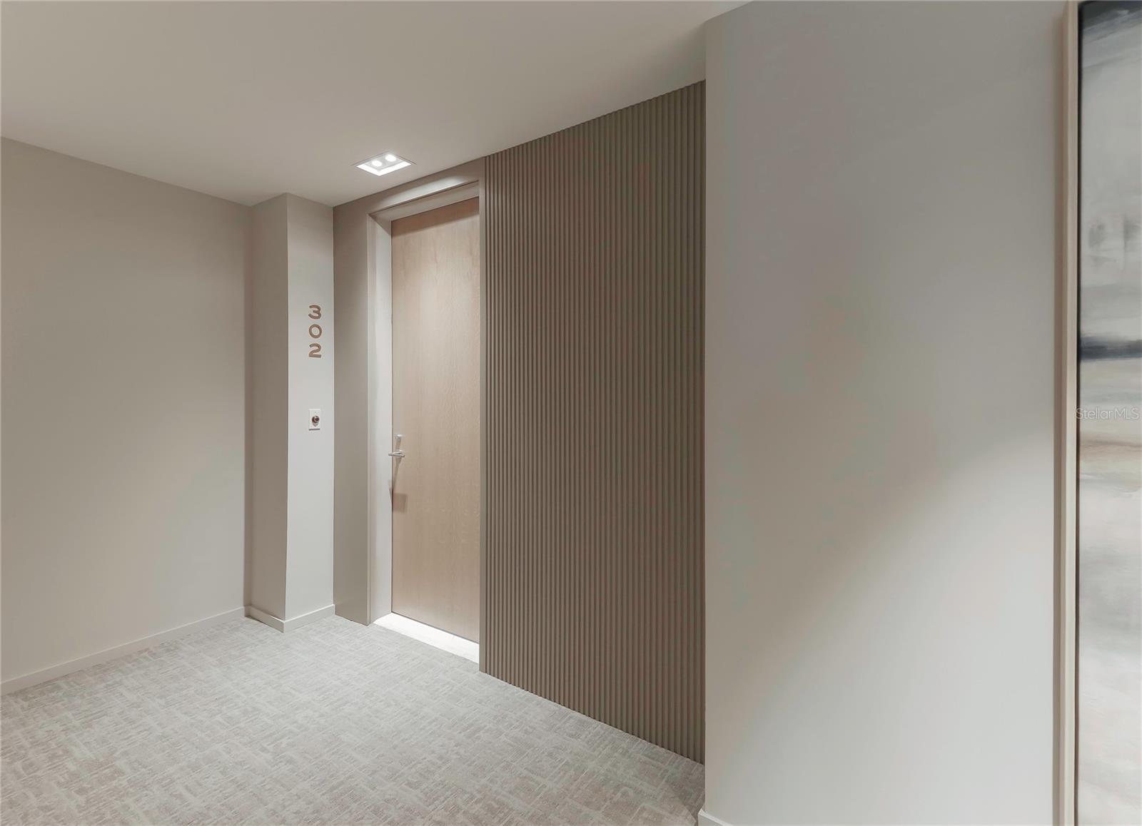 1020 SUNSET POINT RD #302