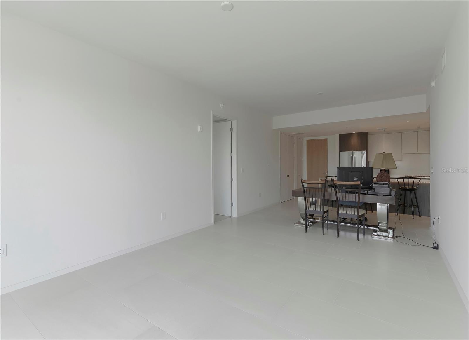 1020 SUNSET POINT RD #302