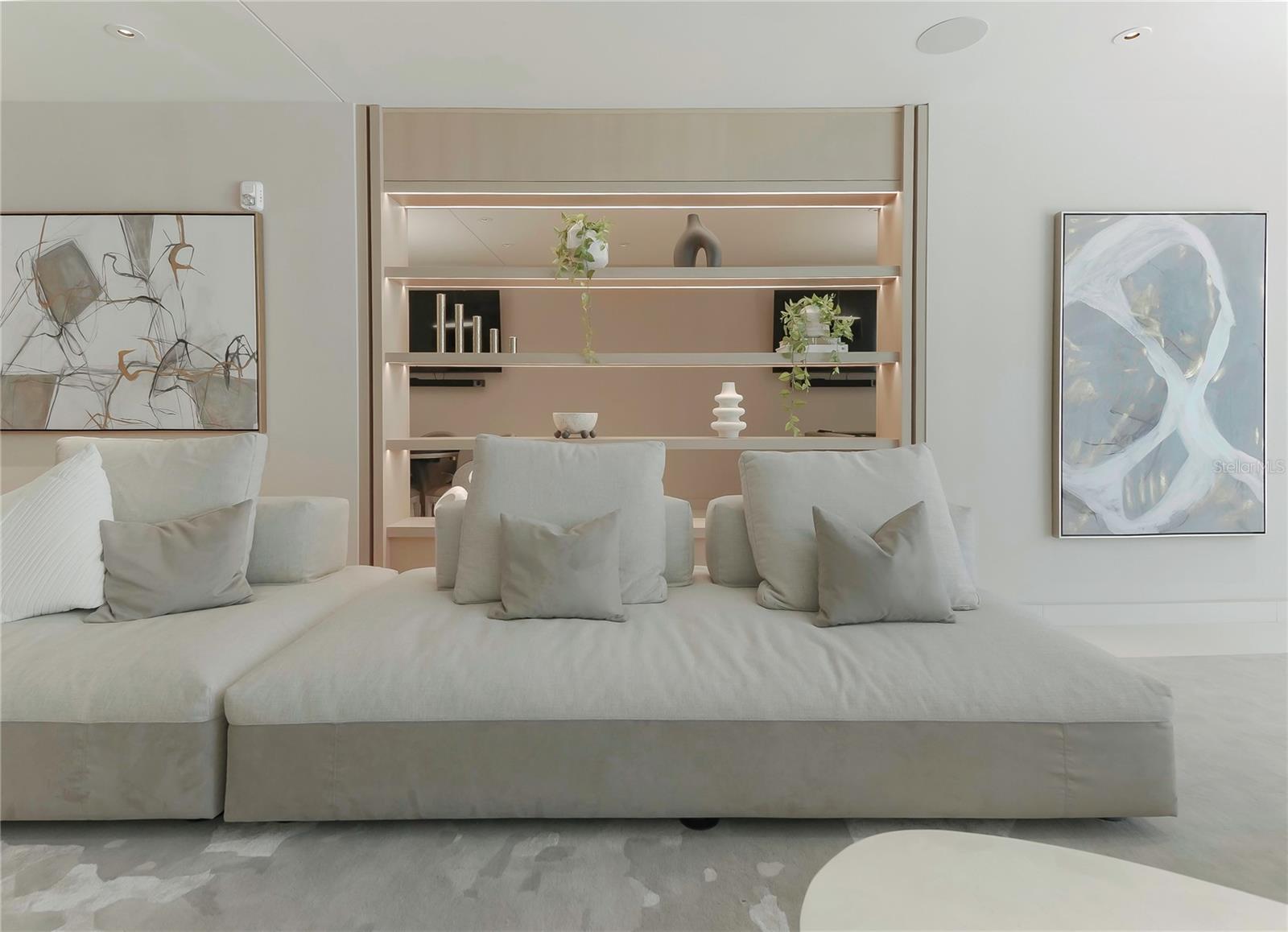 1020 SUNSET POINT RD #302