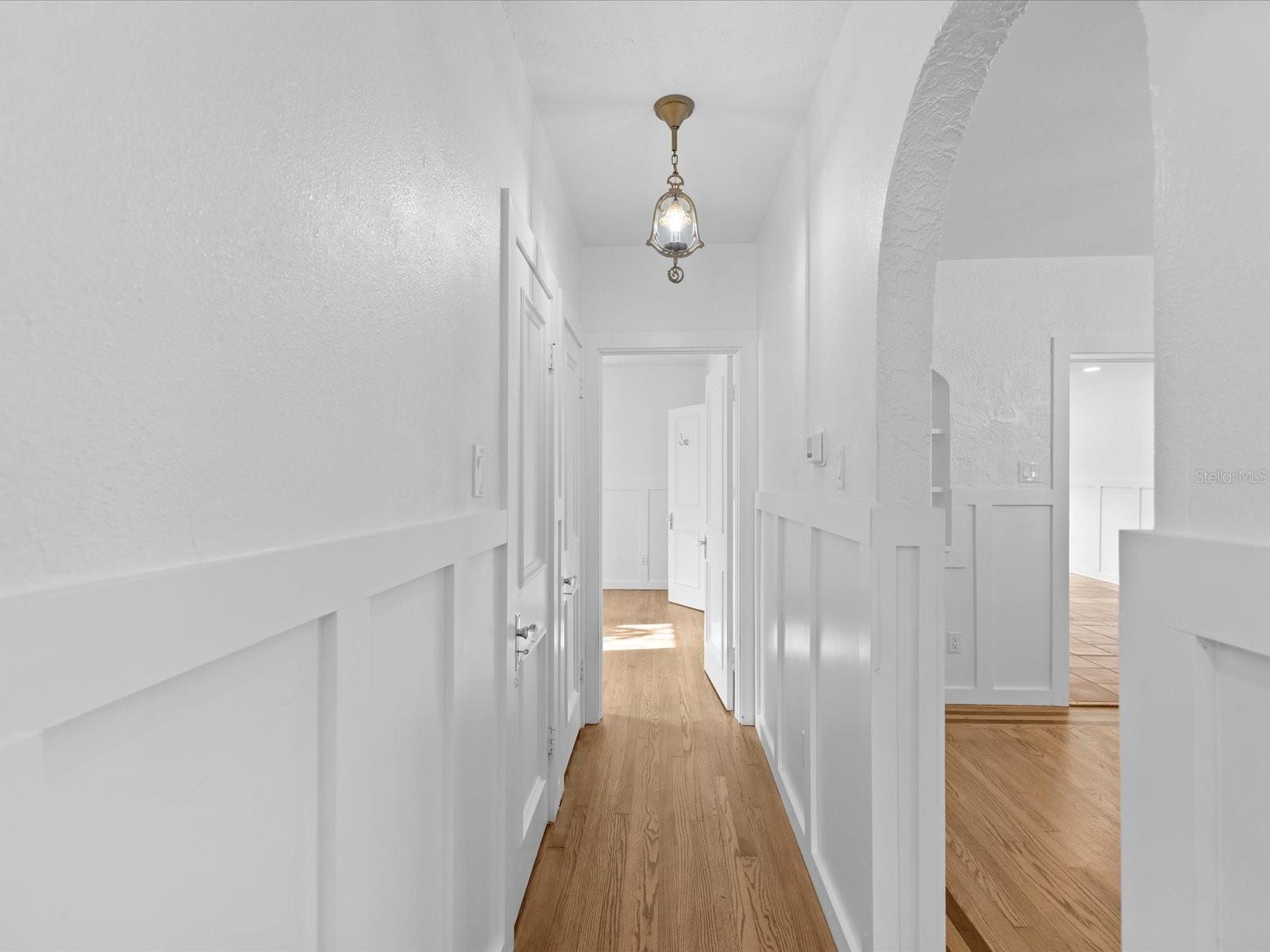 721 SNELL ISLE BLVD NE