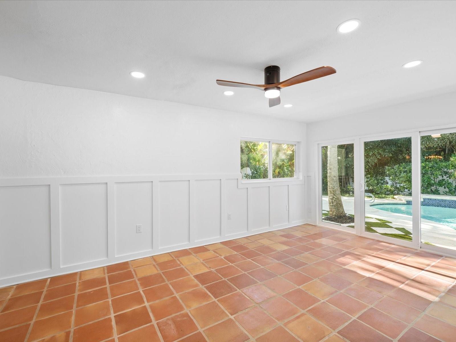 721 SNELL ISLE BLVD NE