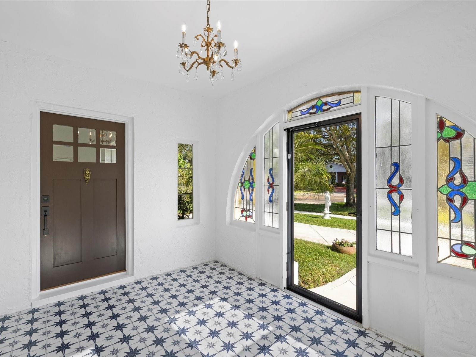 721 SNELL ISLE BLVD NE