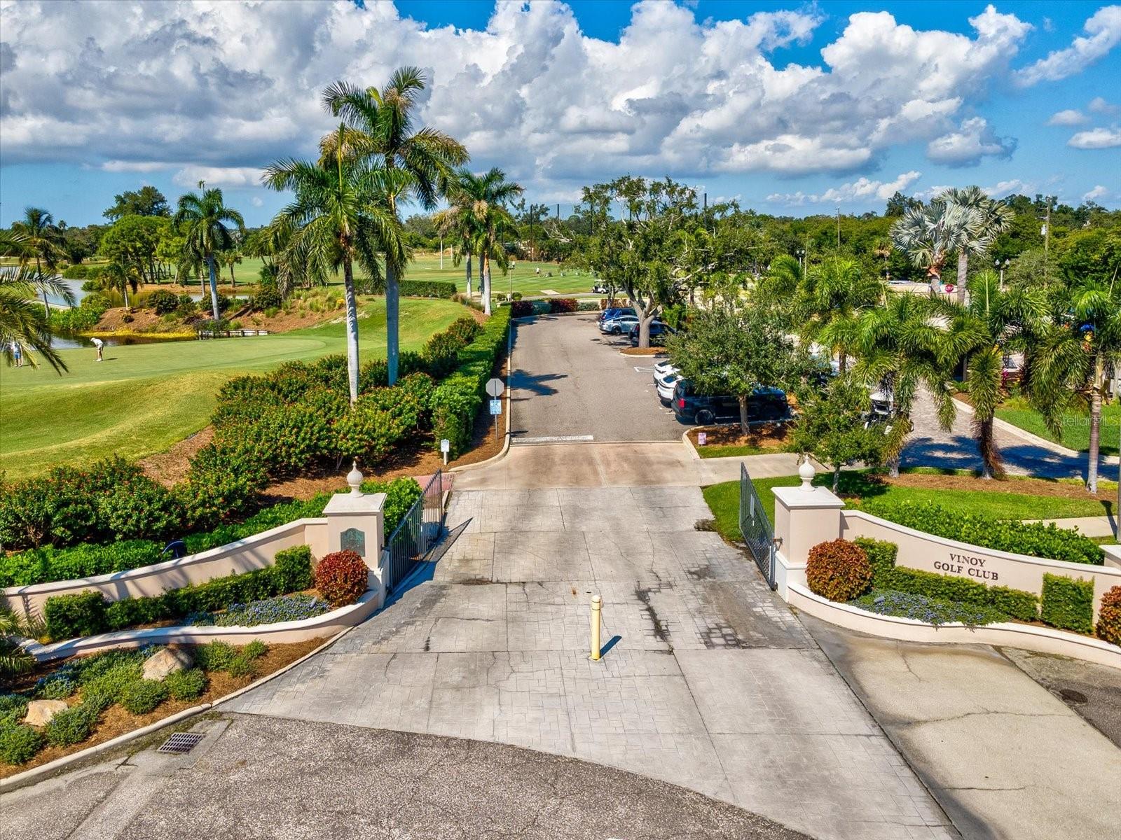 721 SNELL ISLE BLVD NE