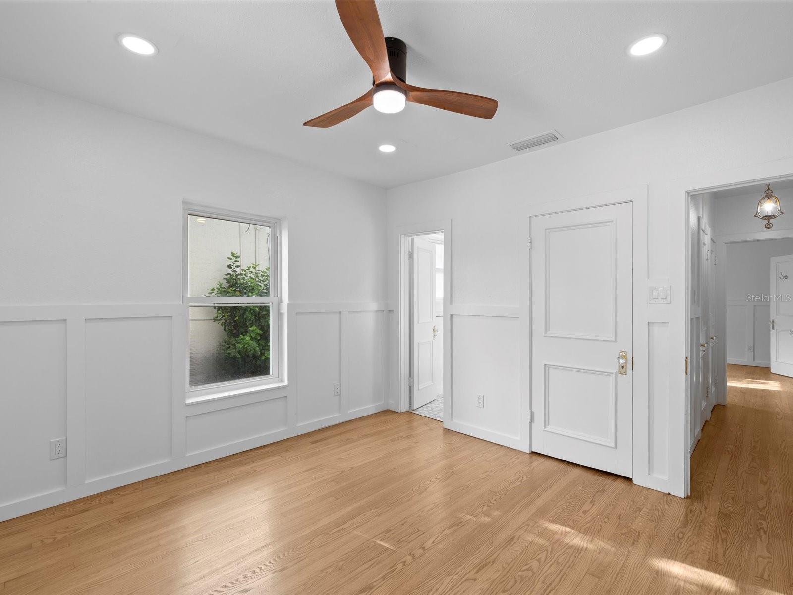 721 SNELL ISLE BLVD NE