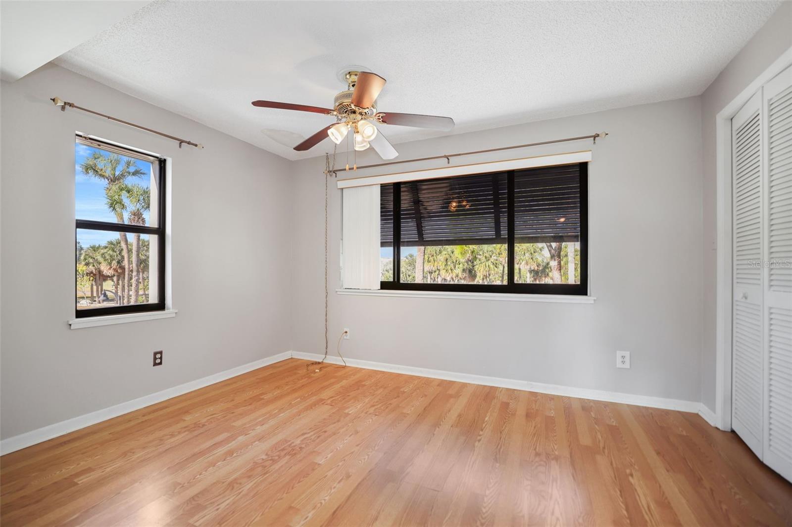 1355 PINELLAS BAYWAY S #19