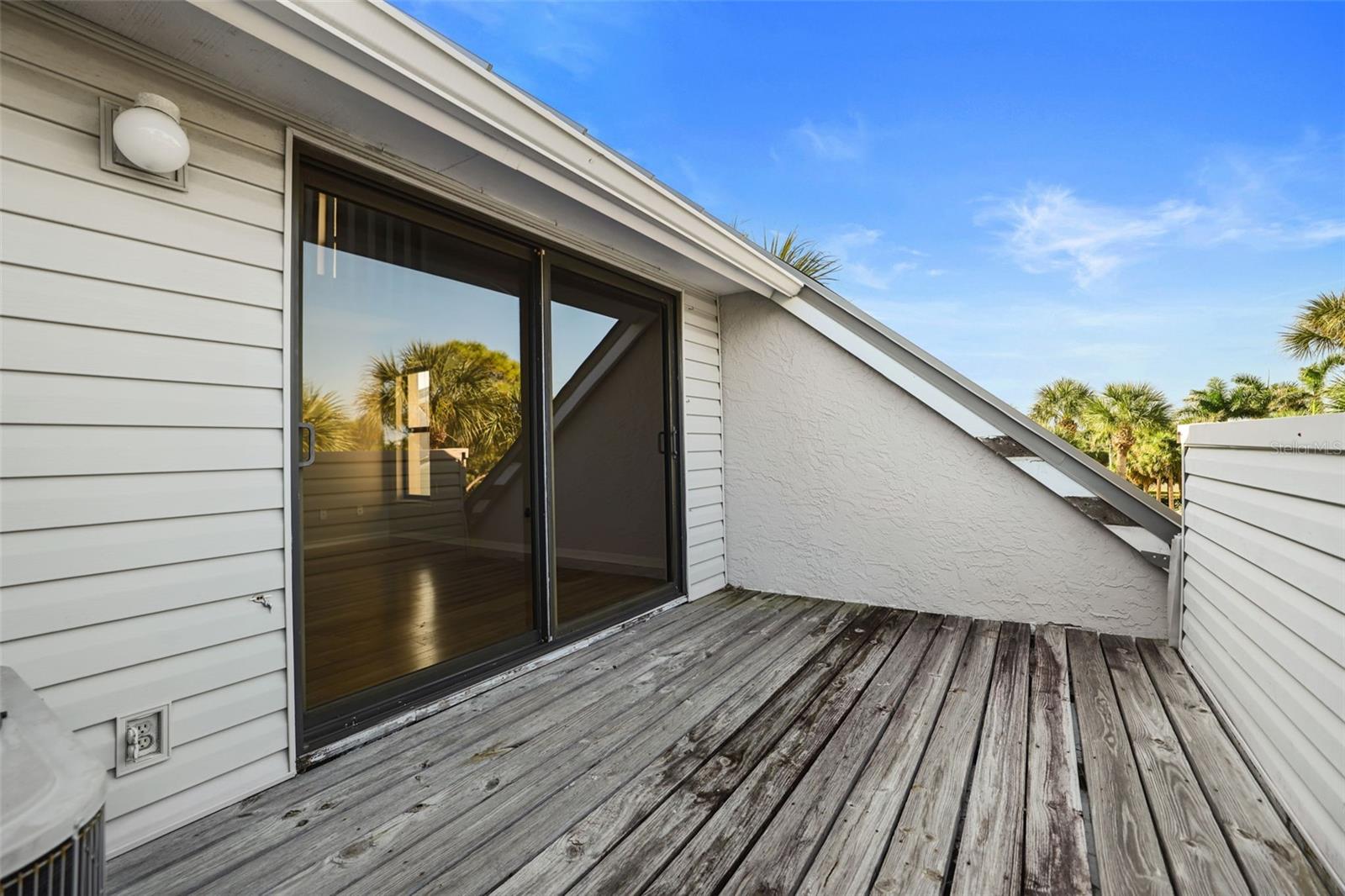 1355 PINELLAS BAYWAY S #19