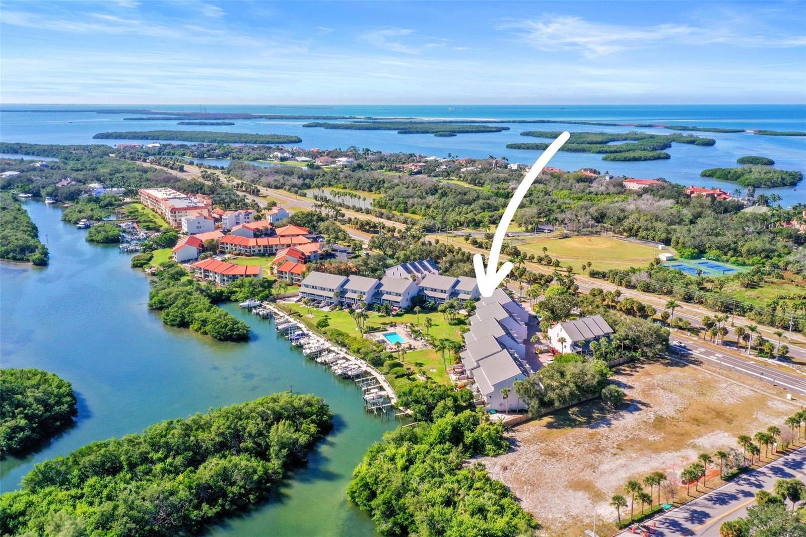 1355 PINELLAS BAYWAY S #19