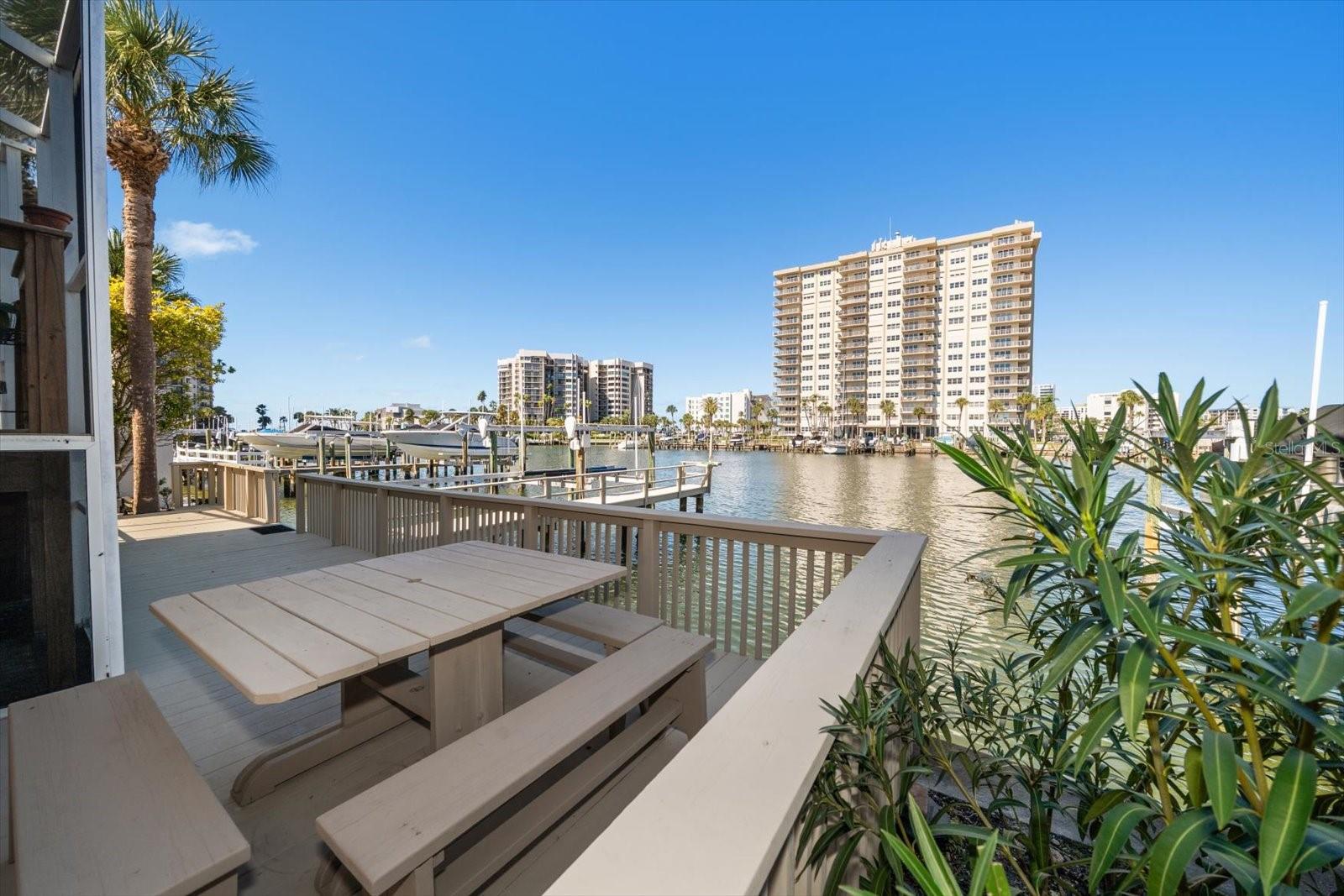 1648 SAND KEY ESTATES CT