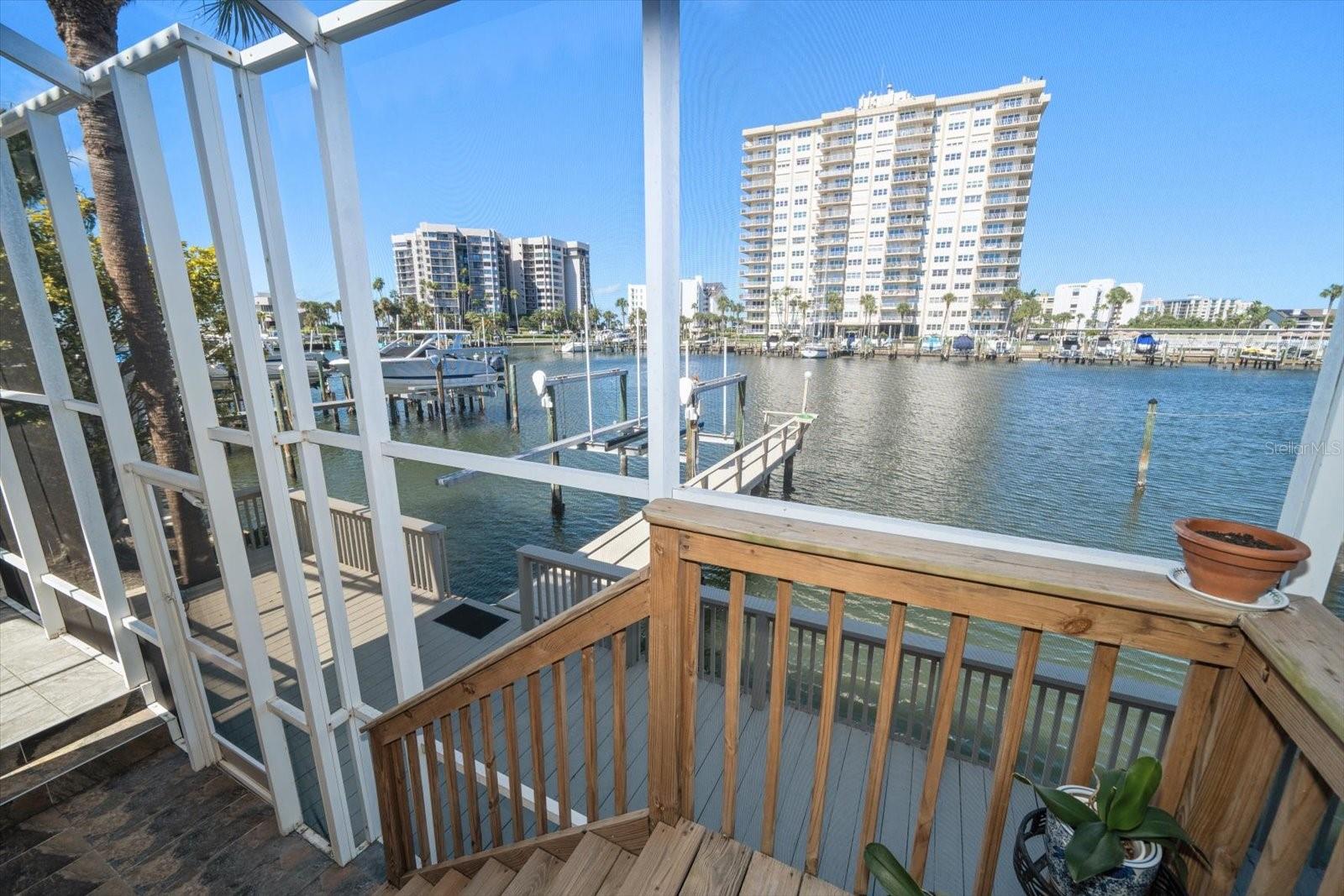 1648 SAND KEY ESTATES CT