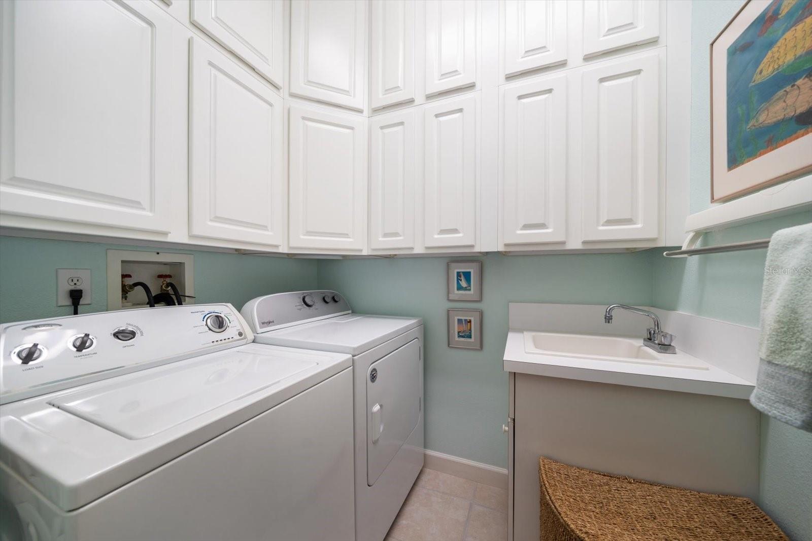 1648 SAND KEY ESTATES CT