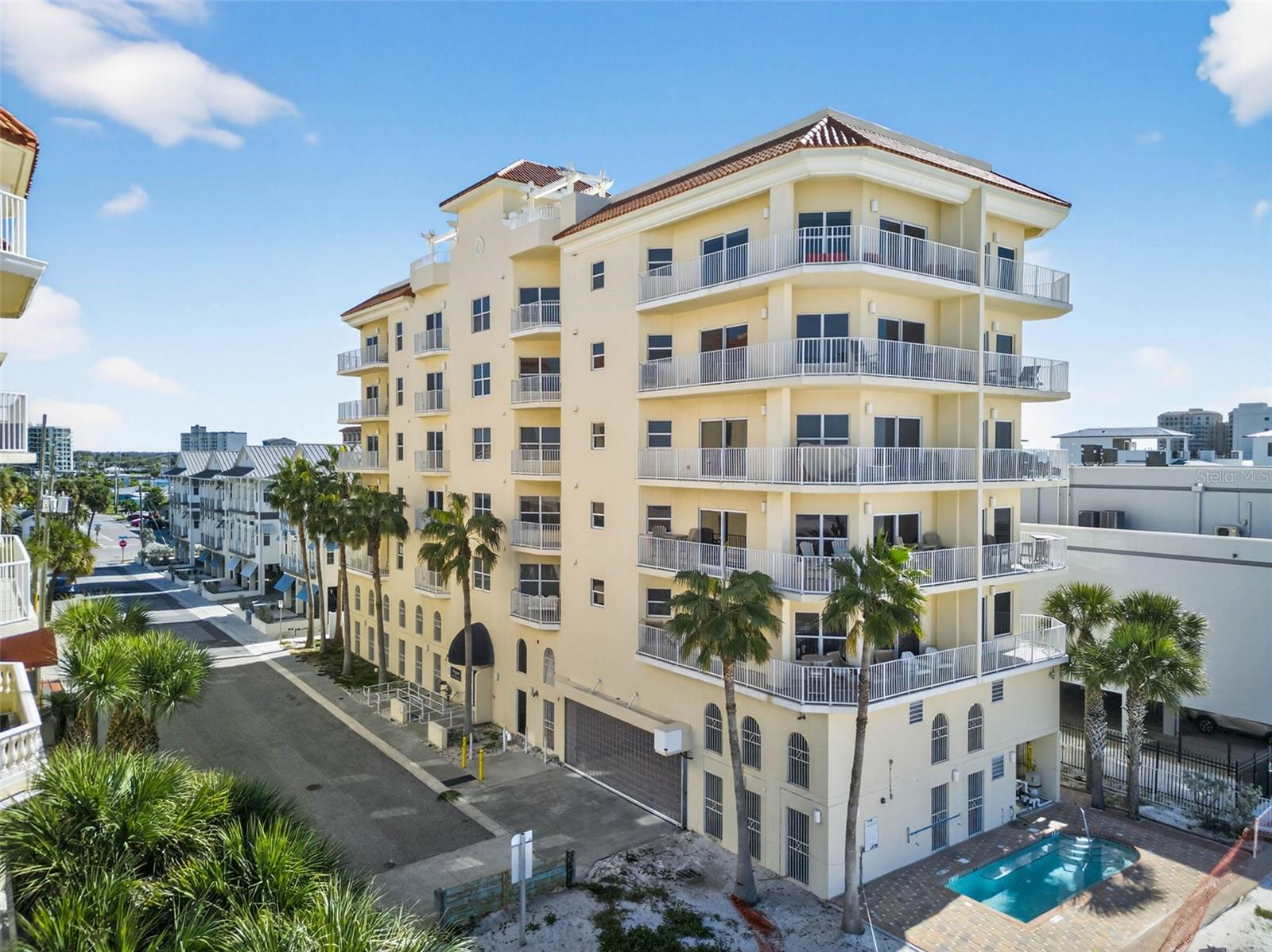 15 SOMERSET ST #4A