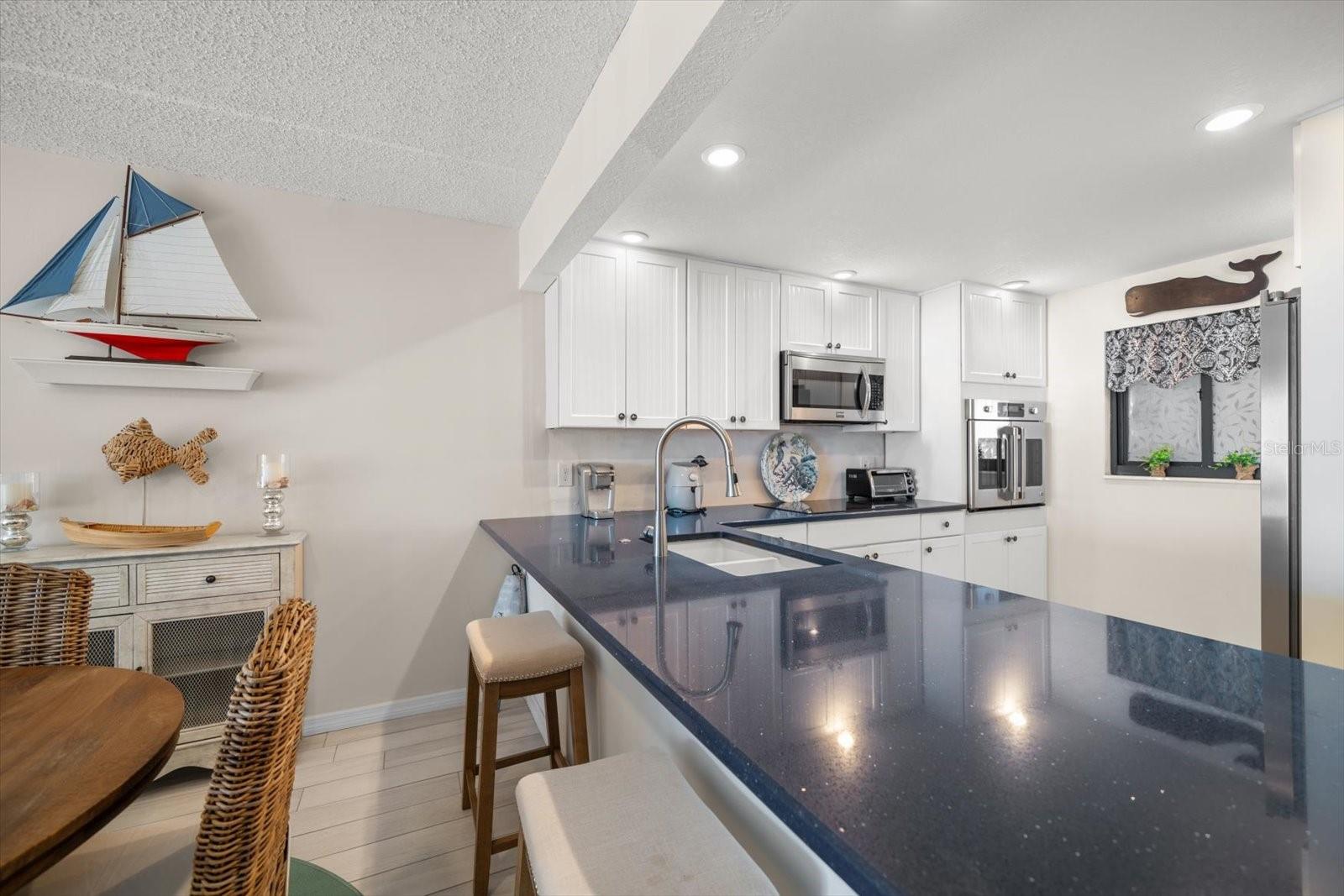 825 S GULFVIEW BLVD #202