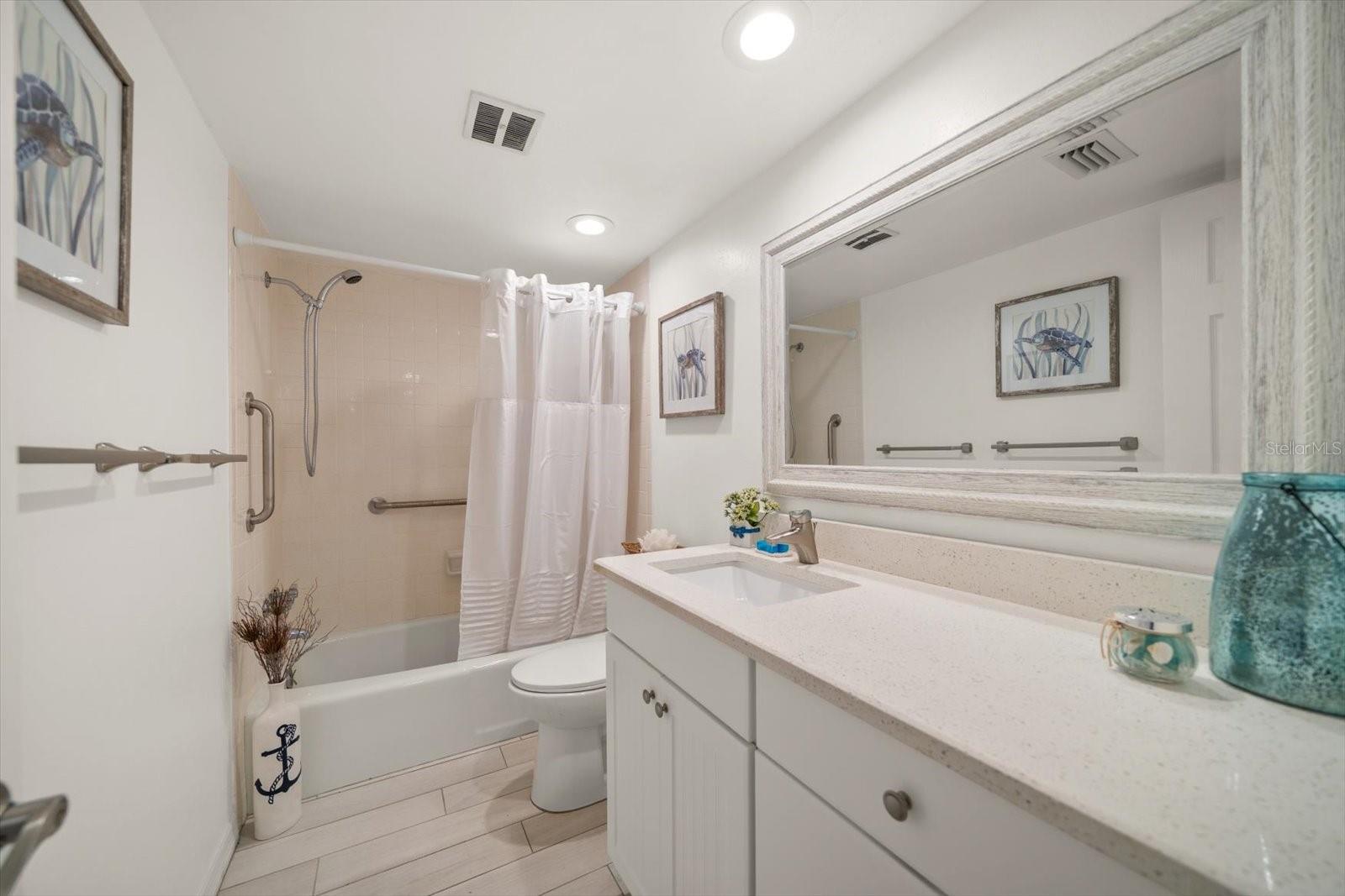 825 S GULFVIEW BLVD #202