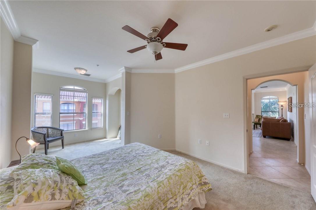 2733 VIA CIPRIANI #830B