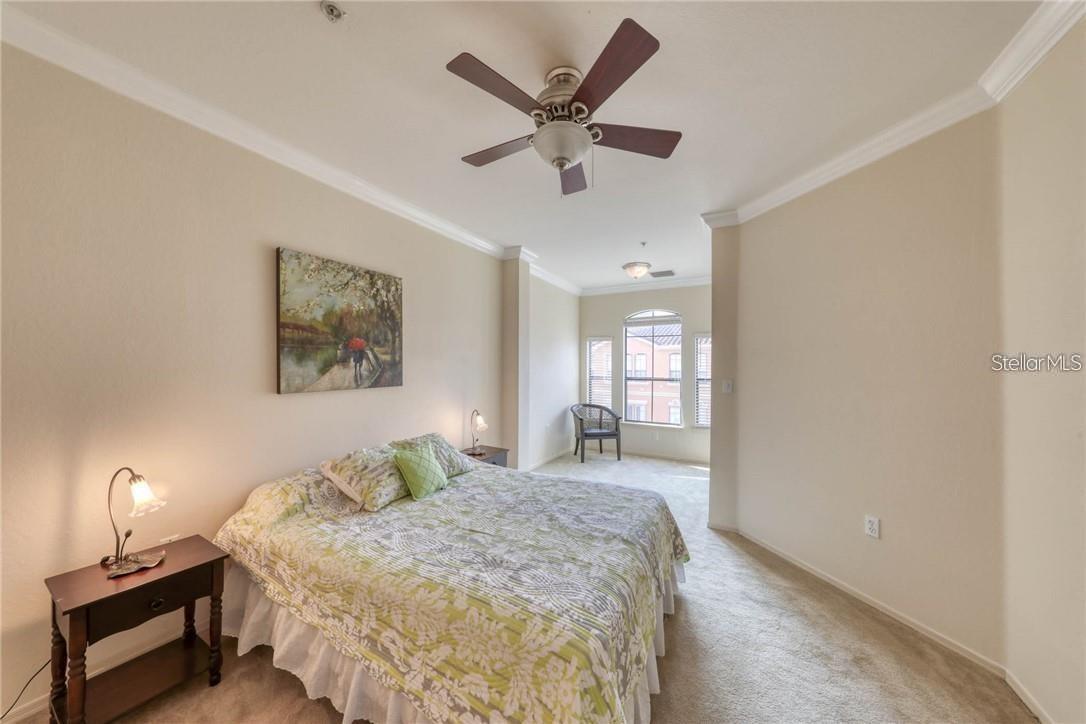 2733 VIA CIPRIANI #830B