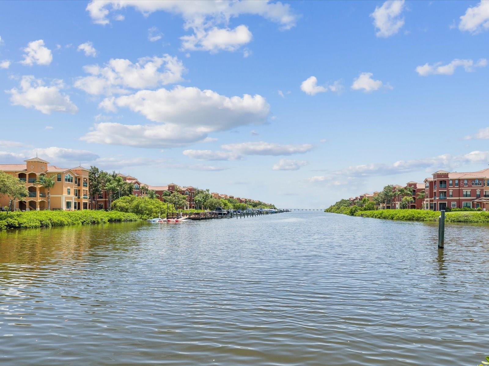 2733 VIA CIPRIANI #830B