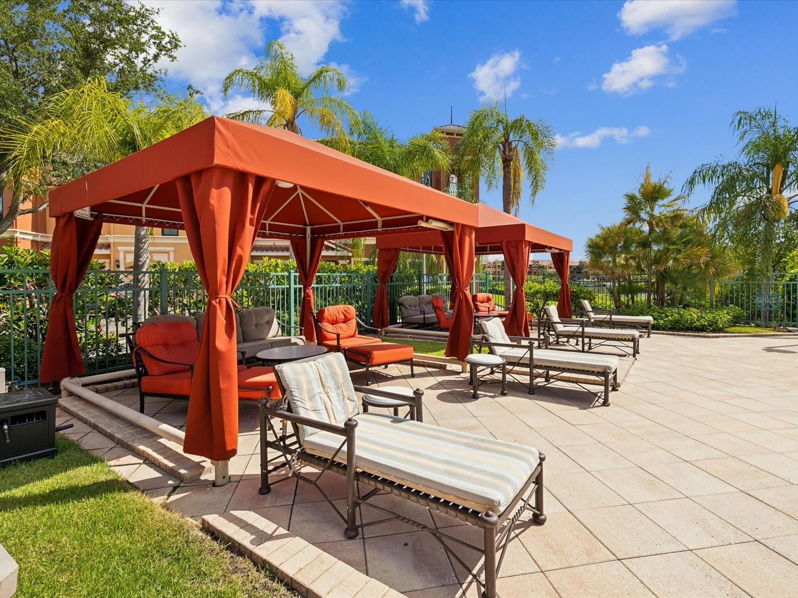 2733 VIA CIPRIANI #830B