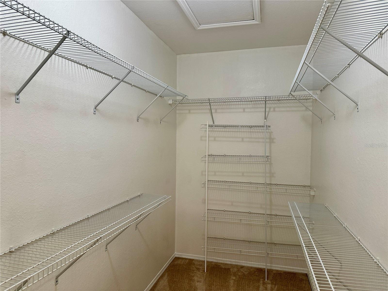 2733 VIA CIPRIANI #830B