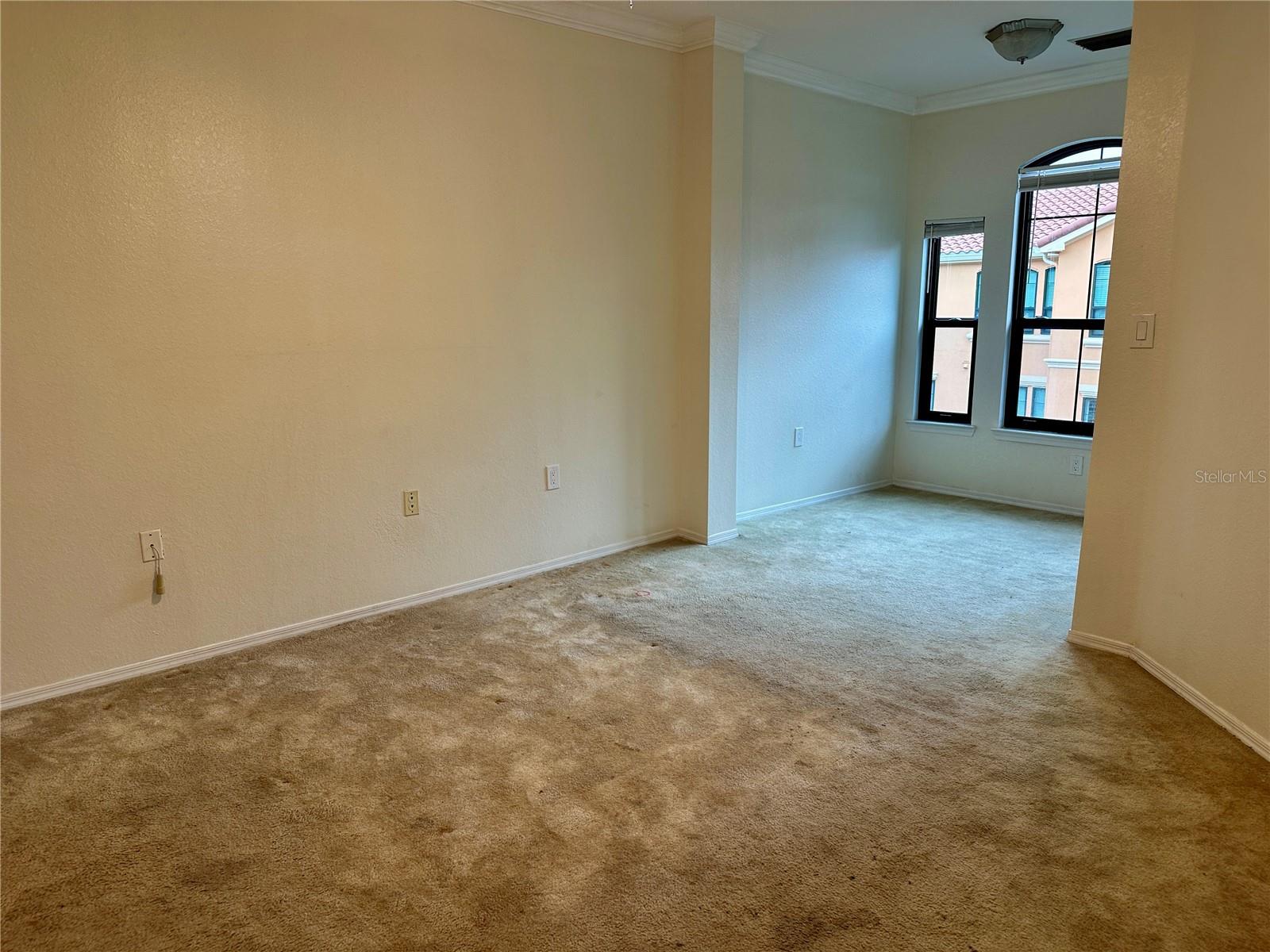 2733 VIA CIPRIANI #830B