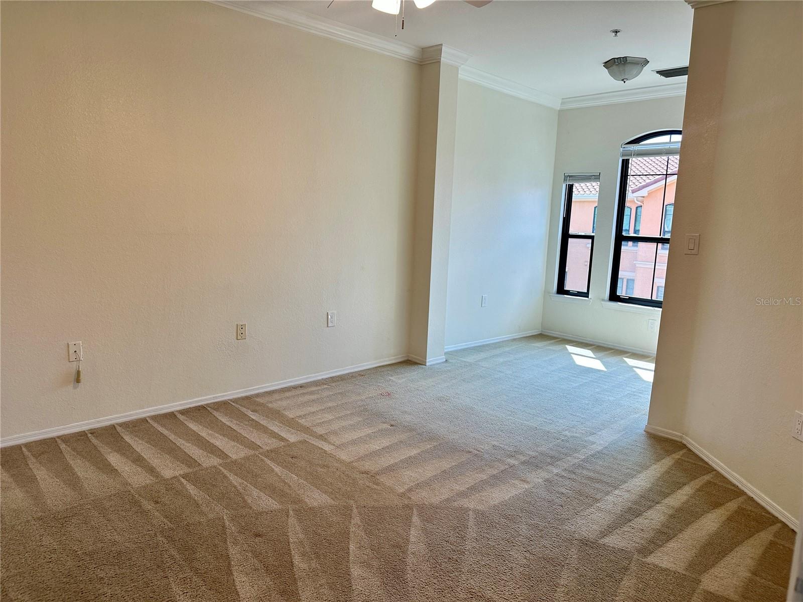2733 VIA CIPRIANI #830B