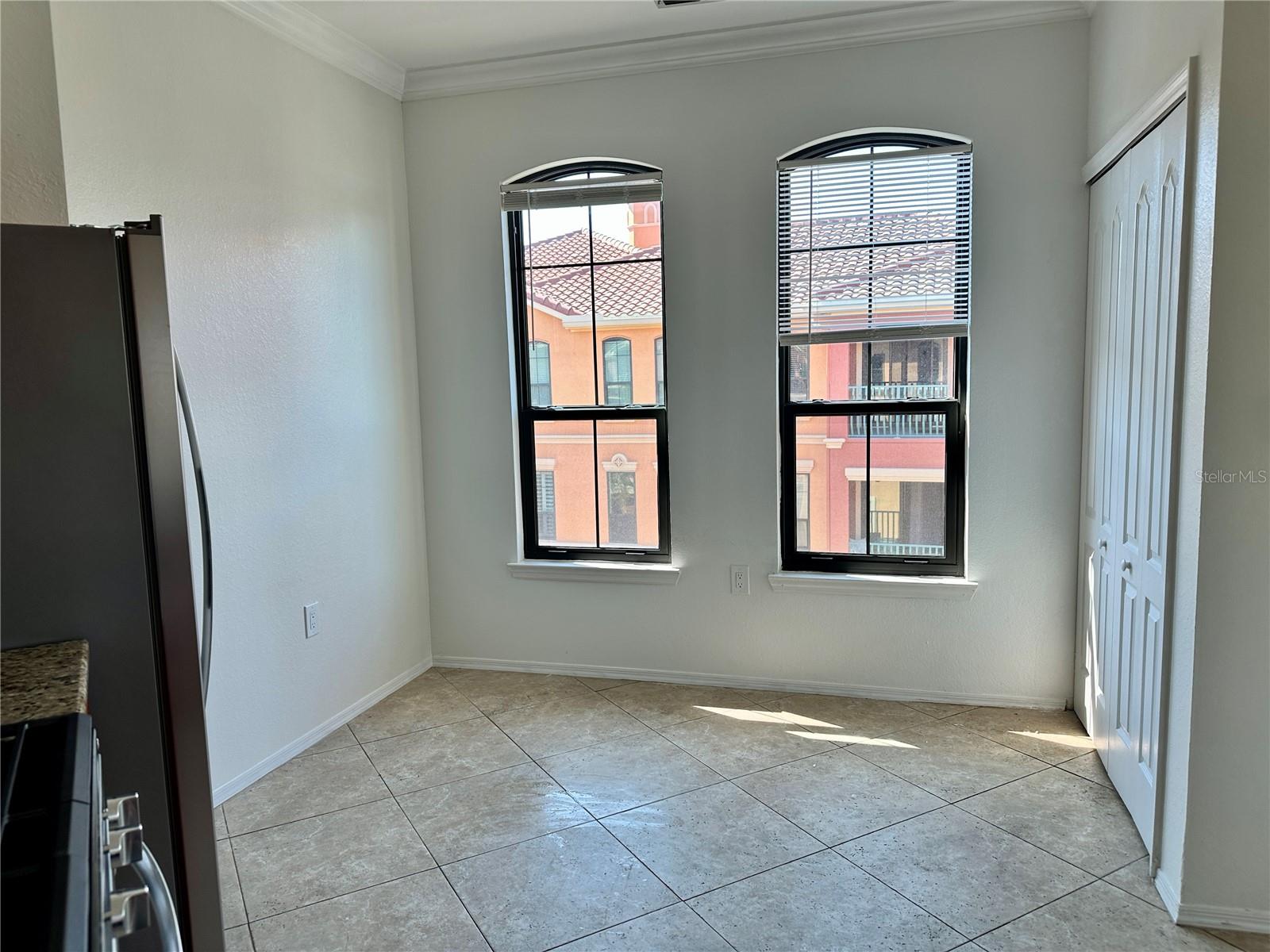 2733 VIA CIPRIANI #830B