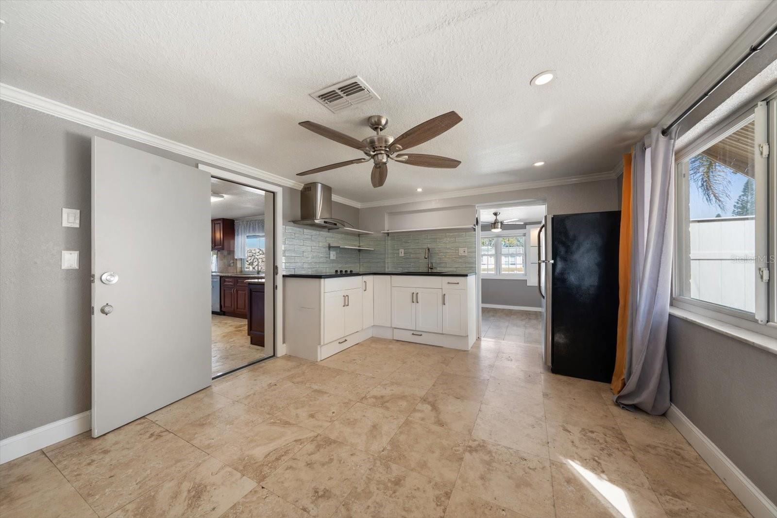 4025 SAIL DR