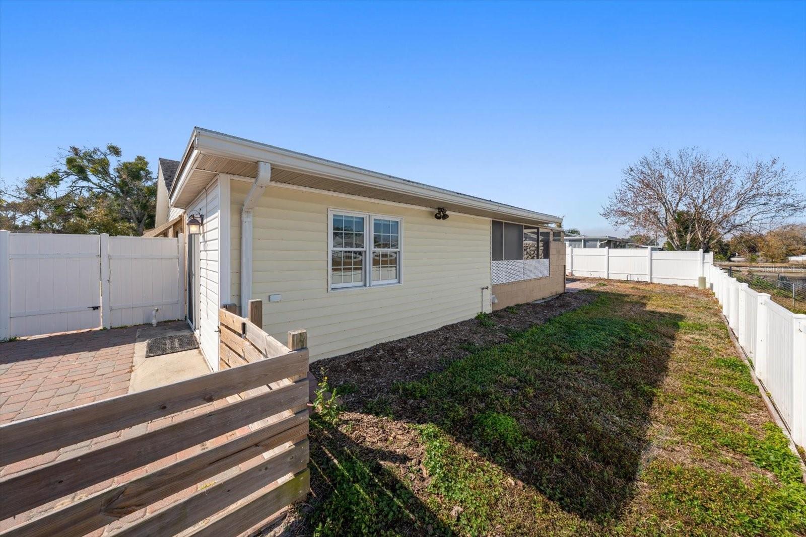 4025 SAIL DR
