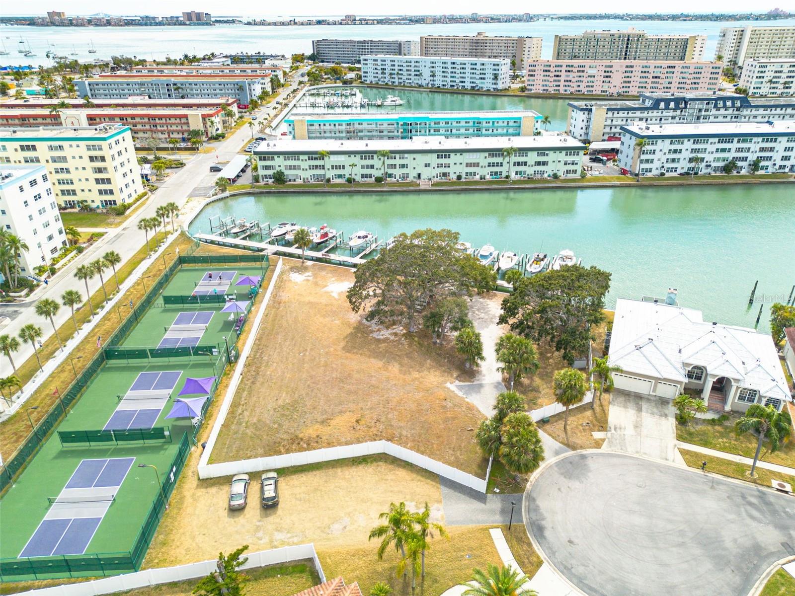 5814 SKIMMER POINT BLVD S