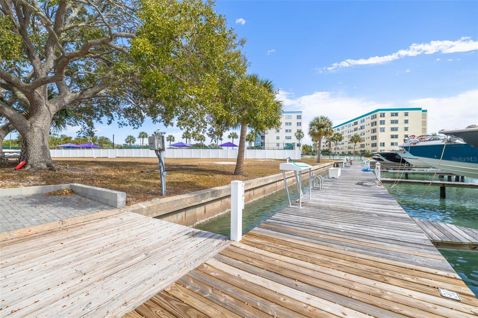 5814 SKIMMER POINT BLVD S