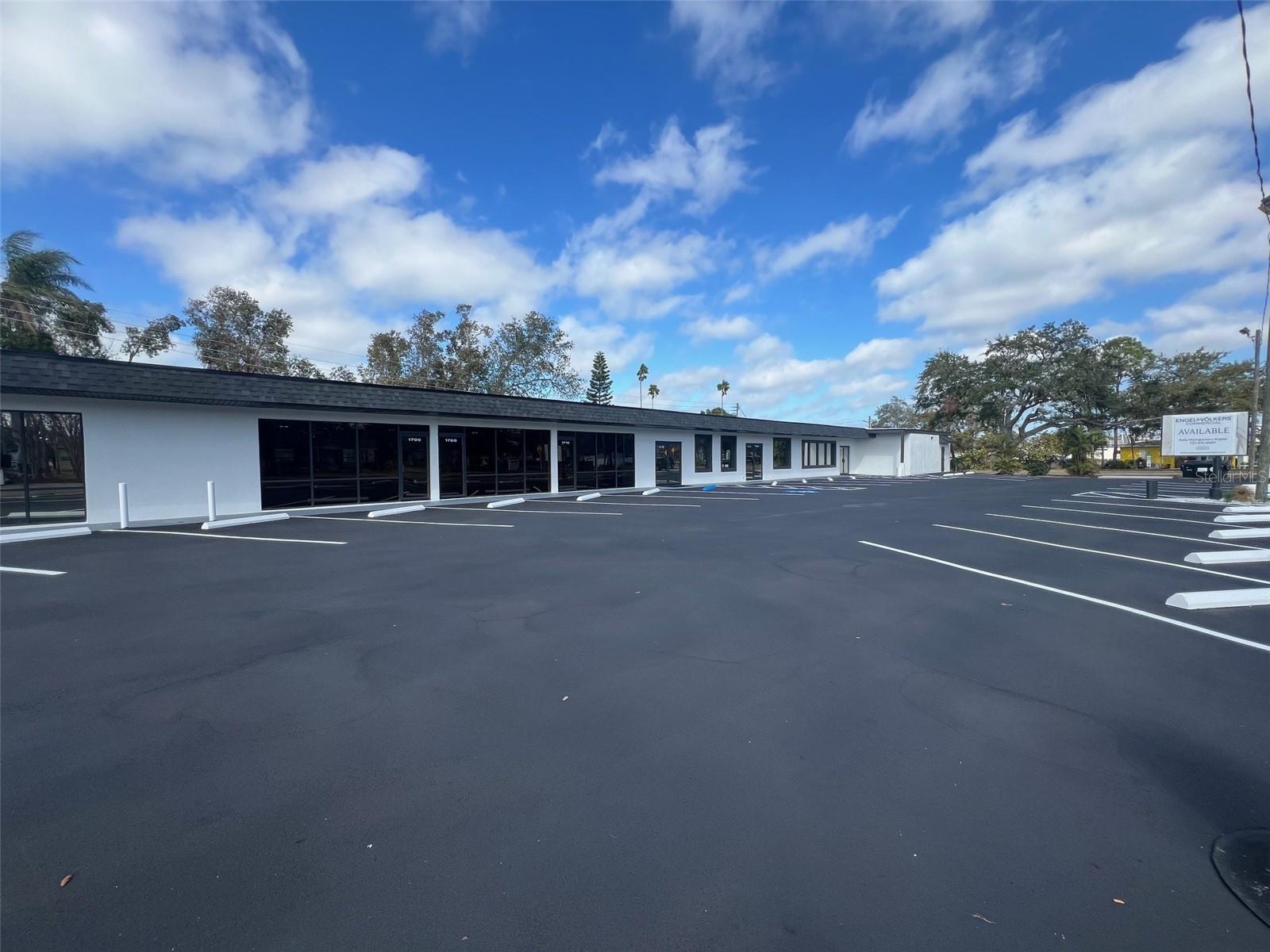 1710 N FORT HARRISON AVE