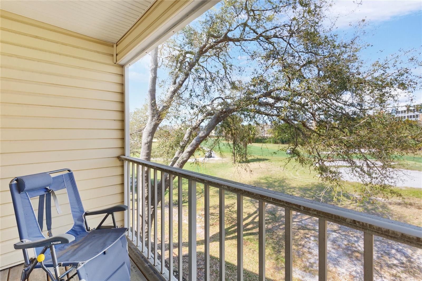 1050 STARKEY RD #2102