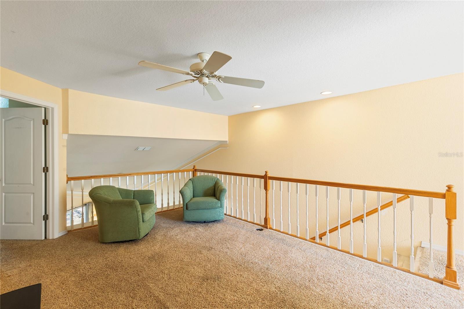 1050 STARKEY RD #2102