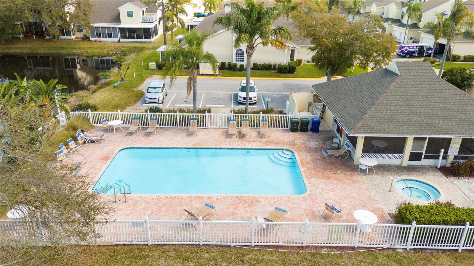 1050 STARKEY RD #2102